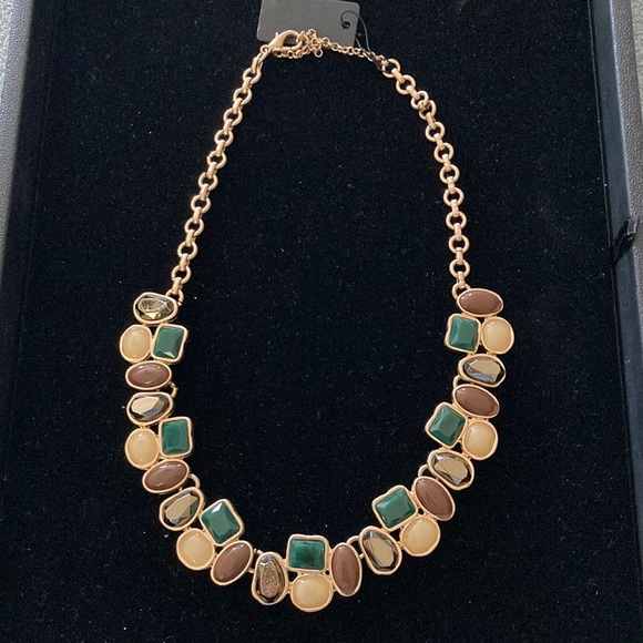 Jewelry - Gold chain with multi colored stones necklace